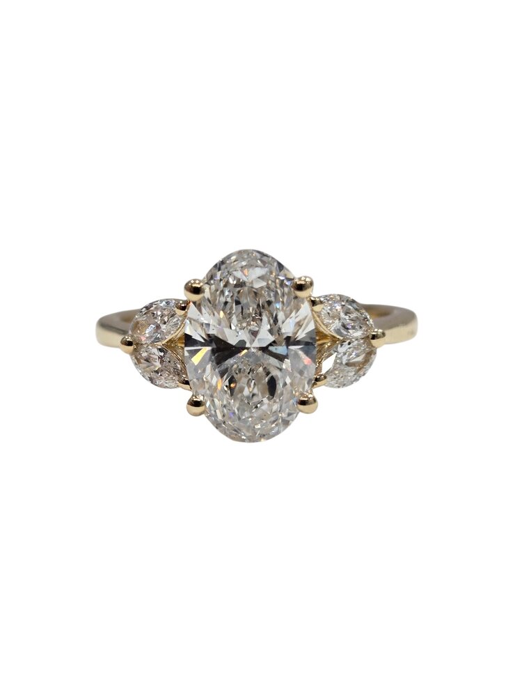 DIAMOND TRADERS INTERNATIONAL (Z) 14K 2CT LAB .30MT , YELLOW GOLD LAB GROWN DIAMOND BRIDAL RING,  2.00 CARAT OVAL CENTER VS1 F , .30 ON THE MOUNTING