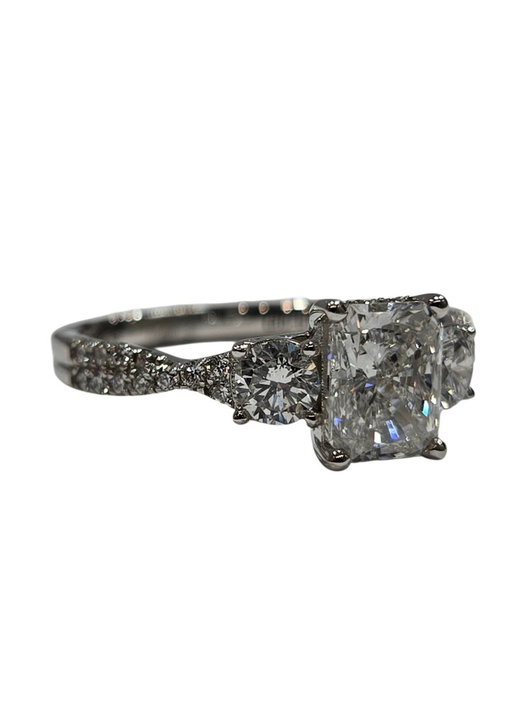 DIAMOND TRADERS INTERNATIONAL (X) 14K 1.00CT LAB .50MT , VVS2 E , WHITE GOLD LAB GROWN DIAMOND BRIDAL RING, RAIDANT CUT CENTER DIAMOND 1.00 CARATS, .50 CARATS ON THE SETTING