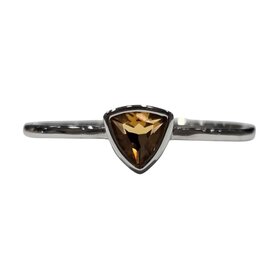 DIAMOND TRADERS INTERNATIONAL (X) 10K CITRINE TRILLION CUT BEZELED SOLITAIRE RING