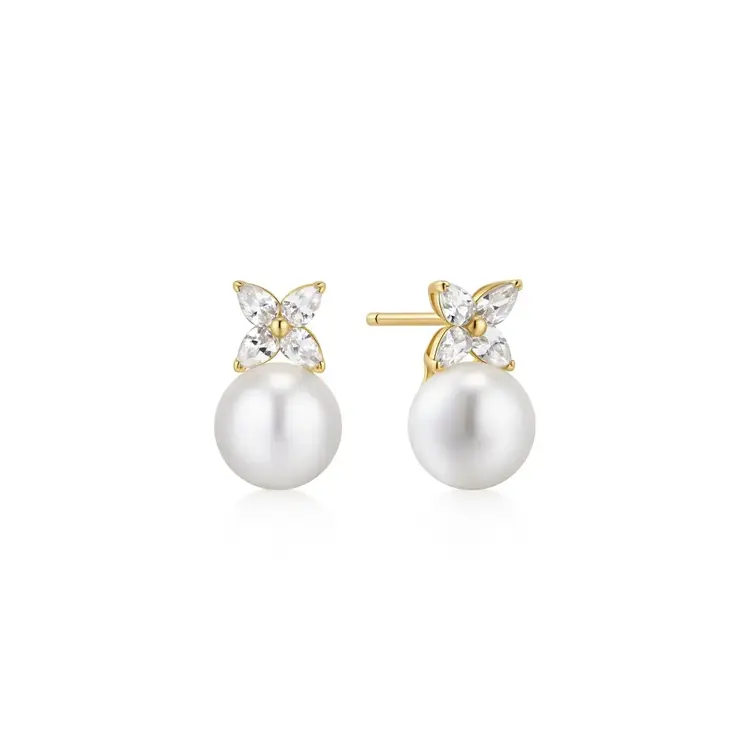 ANIA HAIE Gold Shell Pearl & Lucky Clover Stud Earrings • Material: 925 Sterling Silver with 14kt Gold Plating with Shell Pearl/Cubic Zirconia • Earring Length: 8.5mm • Earring Width: 1.5mm • Weight: 2.3g