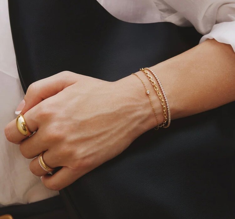 ANIA HAIE Gold Sparkle Bezel Bracelet • Material: 925 Sterling Silver with 14kt Gold Plating with Cubic Zirconia • Bracelet length: 165mm with 20mm extender • Weight: 1.1g