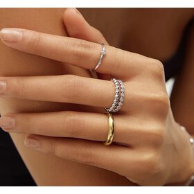 ANIA HAIE Silver Bezel Set Ring Material: 925 Sterling Silver with Rhodium Plating with Cubic Zirconia • Ring Size: 7  • Weight: 1.7g
