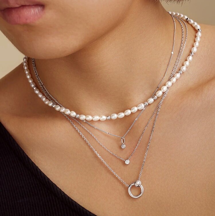 ANIA HAIE Silver Round Solitaire Necklace • Material: 925 Sterling Silver with Rhodium Plating and Cubic Zirconia• Necklace length: 400mm with 50mm extender • Weight: 1.8g