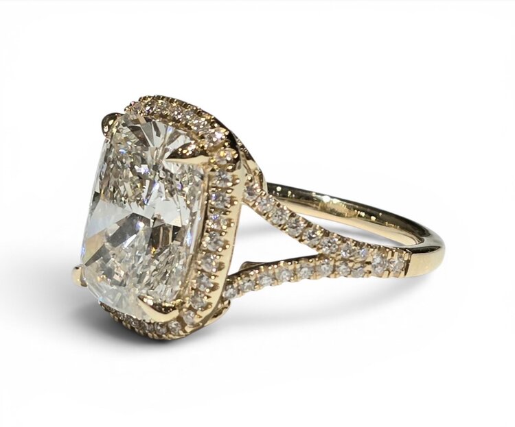 DIAMOND TRADERS INTERNATIONAL (X) 14KY 7.05CT ELONGATED CUSHION CUT LAB GROWN DIAMOND CENTER .50CT LAB GROWN DIAMOND ENGAGEMENT RING IGI LG787675063