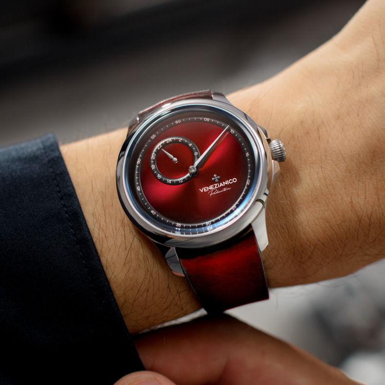 VENEZIANICO Venezianico Redentore Enigma - 1221573 , CASE MATERIAL: 316L Stainless Steel FEATURES: Regulator function DIMENSIONS: Ø40mm, lug to lug 46.7mm, 11.4mm thickness MOVEMENT: Automatic Cal. NH39A CRYSTAL: Sapphire