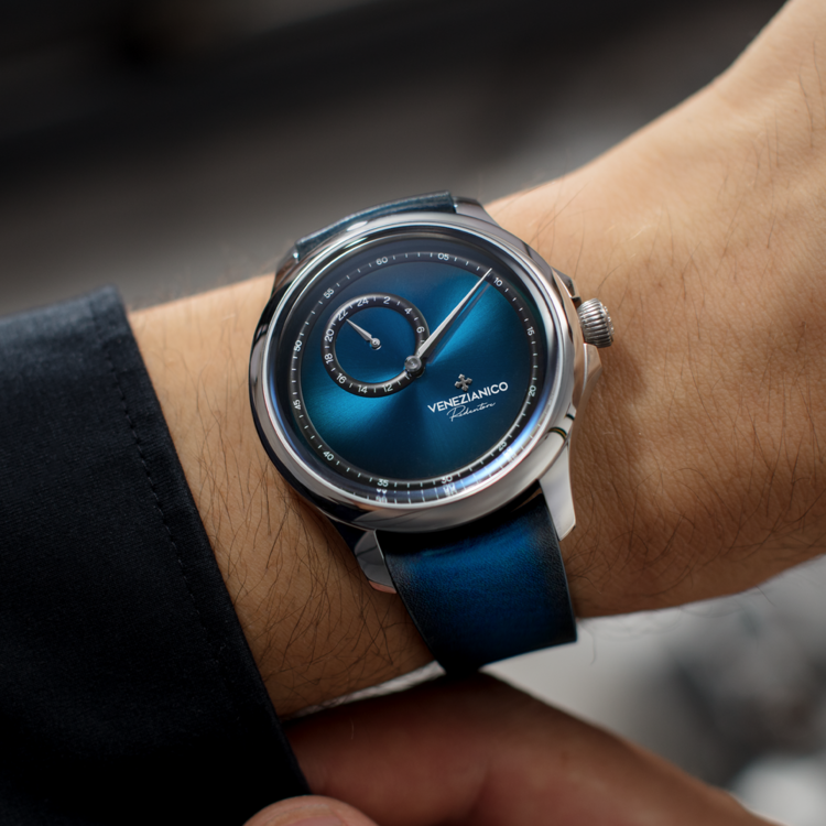 VENEZIANICO Venezianico Redentore Enigma - 1221571 , CASE MATERIAL: 316L Stainless Steel FEATURES: Regulator function DIMENSIONS: Ø40mm, lug to lug 46.7mm, 11.4mm thickness MOVEMENT: Automatic Cal. NH39A CRYSTAL: Sapphire