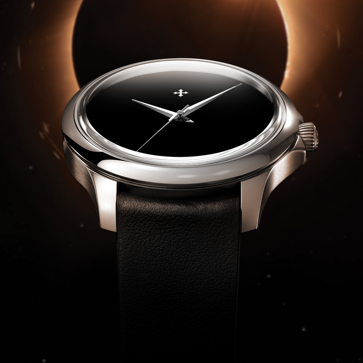 VENEZIANICO Venezianico  Redentore Ultrablack 40 - 1221510 , CASE: 316L Stainless Steel DIAL: Musou Black™, light absorbent at 99.4% DIMENSIONS: Ø40mm, lug to lug 46.7mm, thickness 11mm MOVEMENT: Cal. NH35A Automatic CRYSTAL: Sapphire crystal