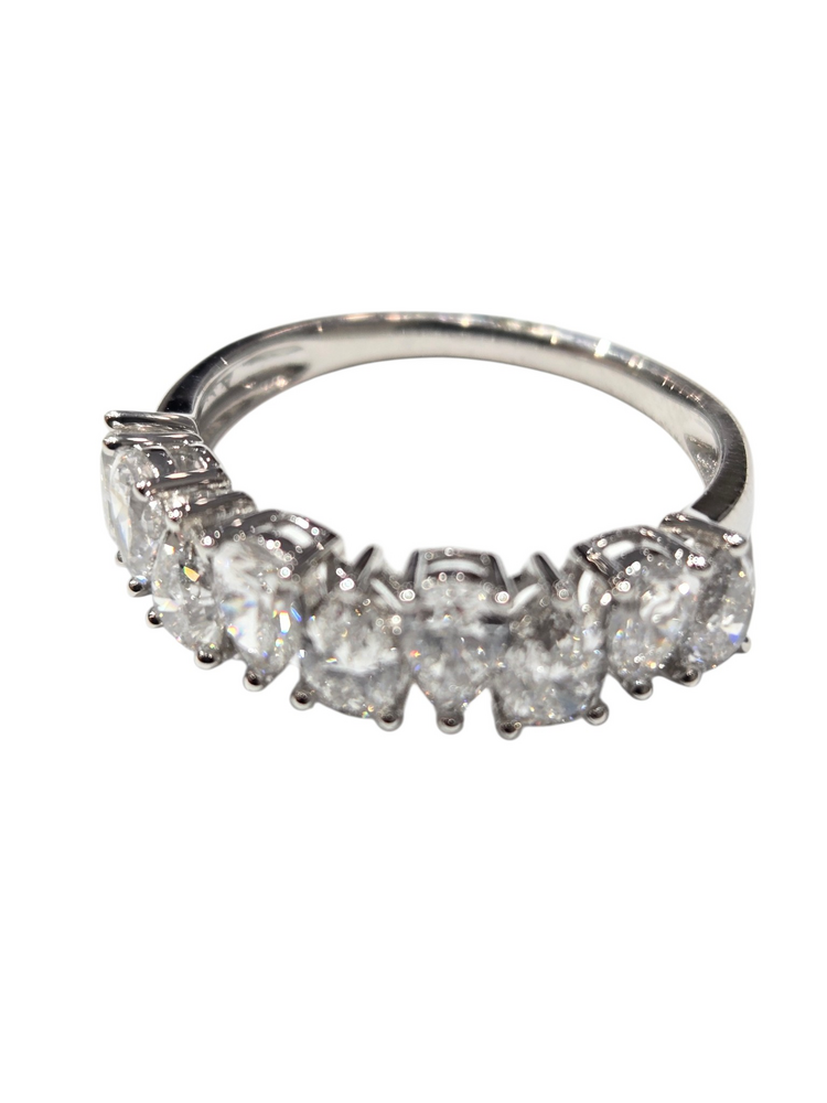 DIAMOND TRADERS INTERNATIONAL (Z) 10K 2CT LAB VS1 F , WHITE GOLD LAB GROWN DIAMOND BAND, 2 CARATS TOTAL, 9 PEAR SHAPES