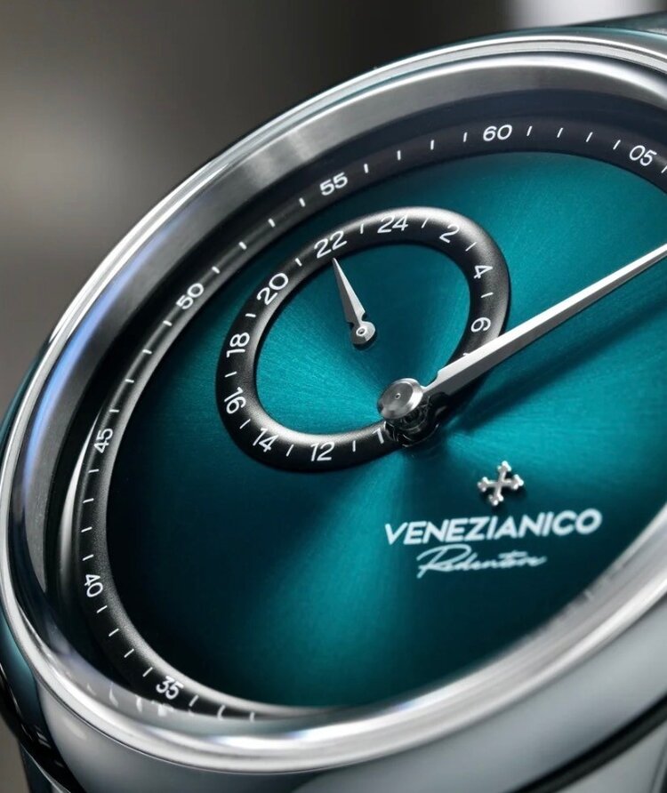VENEZIANICO Venezianico Redentore Enigma - 1221570 , CASE MATERIAL: 316L Stainless Steel FEATURES: Regulator function DIMENSIONS: Ø40mm, lug to lug 46.7mm, 11.4mm thickness MOVEMENT: Automatic Cal. NH39A CRYSTAL: Sapphire