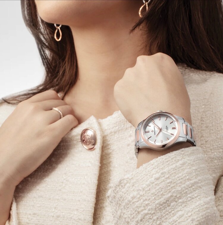 VENEZIANICO Venezianico Redentore 36 - 1121506C CASE MATERIAL: Stainless Steel DIMENSIONS: Ø36mm, lug to lug 42.2mm MOVEMENT: Automatic Cal. NH35A CRYSTAL: Sapphire