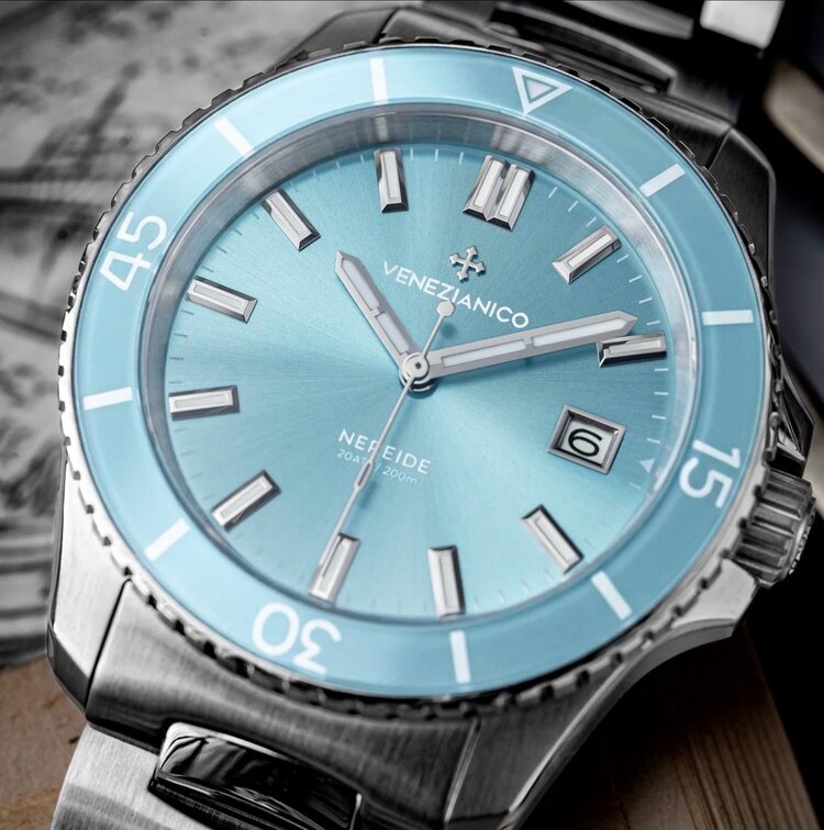 VENEZIANICO Venezianico Nereide 42 - 3321515C CASE MATERIAL: 316L Stainless Steel, DIMENSIONS: Ø42mm, lug 49mm MOVEMENT: CAL NH35A Automatic CRYSTAL: Sapphire with Anti-Reflective Coat