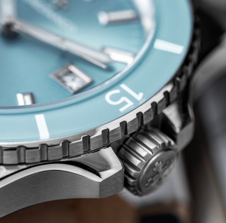 VENEZIANICO Venezianico Nereide 42 - 3321515C CASE MATERIAL: 316L Stainless Steel, DIMENSIONS: Ø42mm, lug 49mm MOVEMENT: CAL NH35A Automatic CRYSTAL: Sapphire with Anti-Reflective Coat