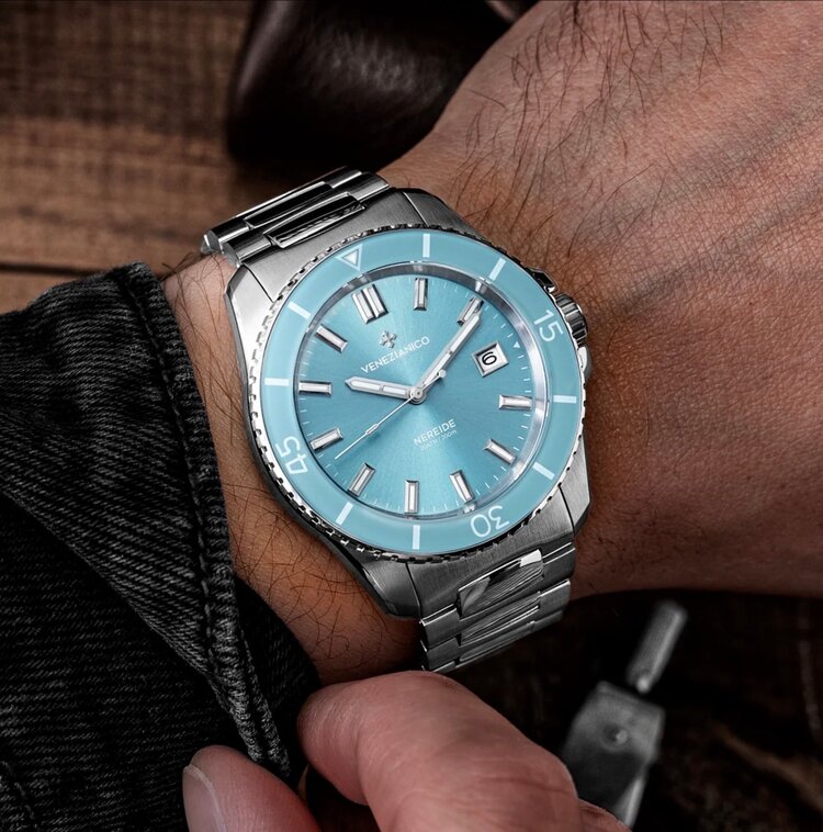 VENEZIANICO Venezianico Nereide 42 - 3321515C CASE MATERIAL: 316L Stainless Steel, DIMENSIONS: Ø42mm, lug 49mm MOVEMENT: CAL NH35A Automatic CRYSTAL: Sapphire with Anti-Reflective Coat