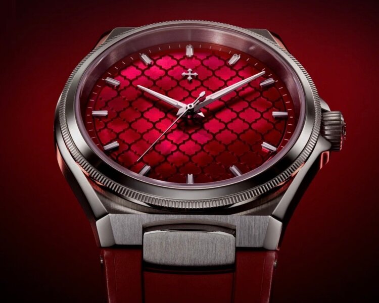 VENEZIANICO Venezianico Arsenale Bosphorus -  , CASE: 316L Stainless Steel, Satin Finish DIMENSIONS: Ø40mm, lug-to-lug 44mm DIAL: Natural Red MOP,   MOVEMENT: Cal.Miyota 9039 Automatic CRYSTAL