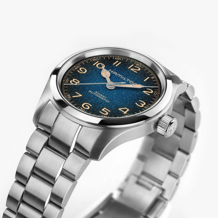 Hamilton HAMILTON KHAKI FIELD MURPH 38MM / Reference H70405140 / Caliber ETA 6498-1 / Collection Khaki Field Murph /Movement Automatic/Case size 38MM/Thickness 11.1MM/Dial Color Black/Material Stainless Steel/Crystal Sapphire/80 hr pwr