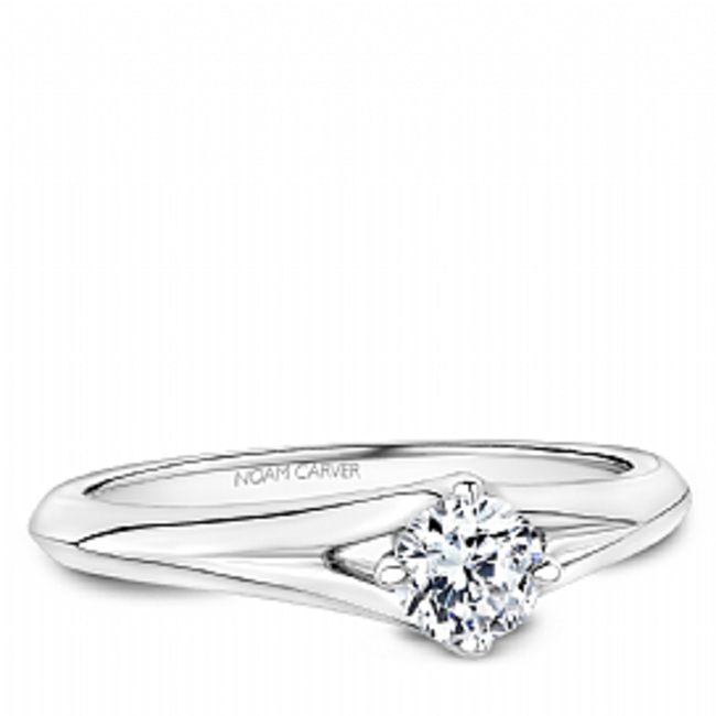 Round Brilliant Cut Solitaire Engagement Ring