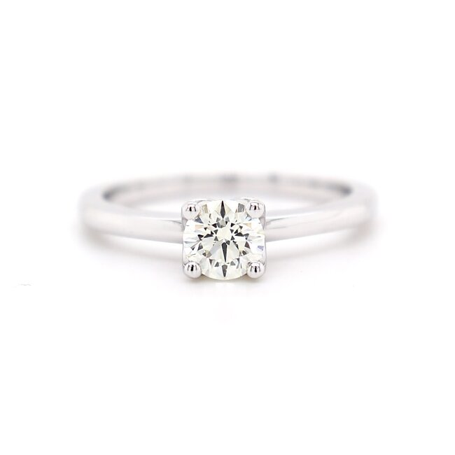 Round Brilliant Cut Solitaire Engagement Ring
