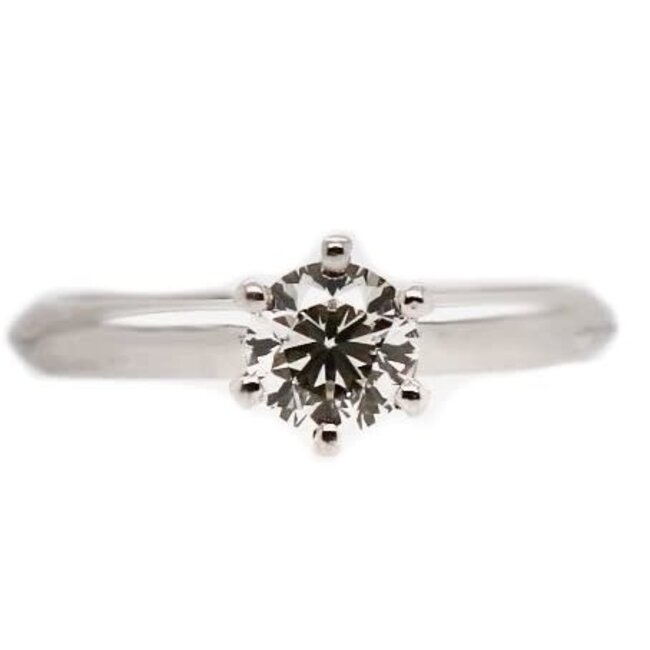 Round Brilliant Cut Solitaire Engagement Ring