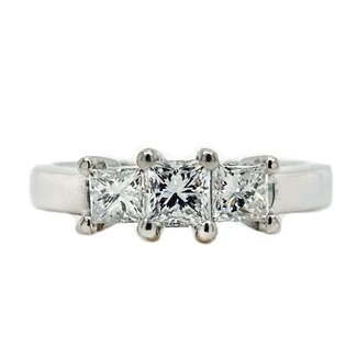 Utwo by Spicer Cole 3 Stone Diamond Engagement Ring