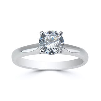 Round Brilliant Cut Solitaire Engagement Ring