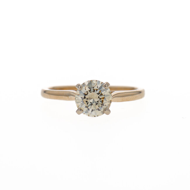 Round Brilliant Cut Solitaire Engagement Ring