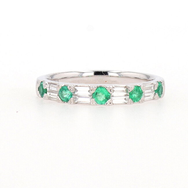 Diamond & Emerald Band