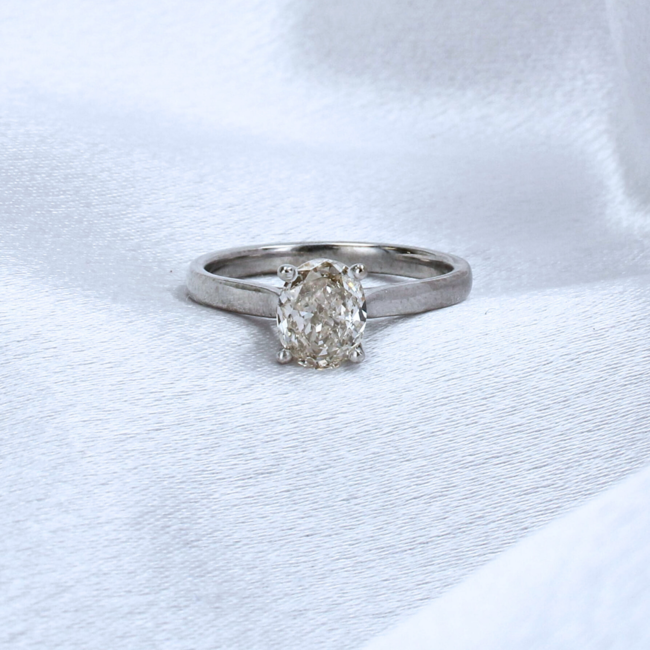 Oval Solitaire Engagement Ring
