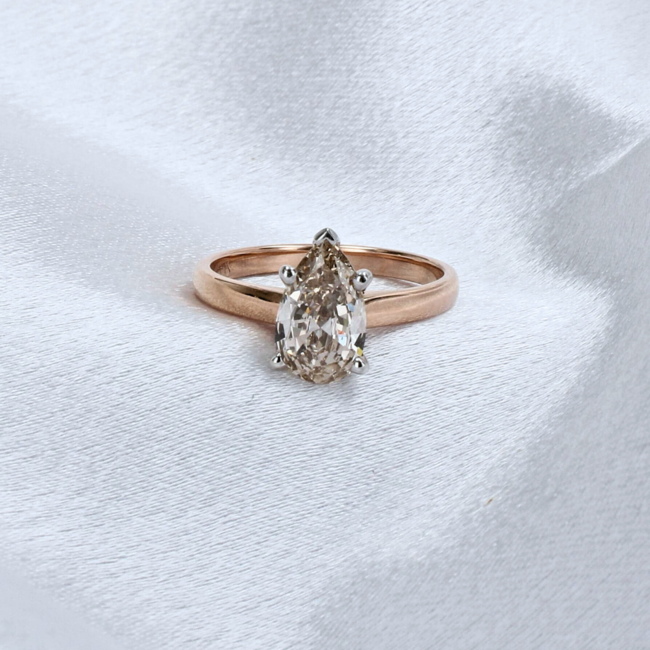 Five-Claw Pear Diamond Engagement Ring in 14K Rose Gold