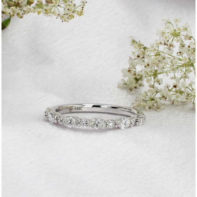Marquise & Round Diamond Band