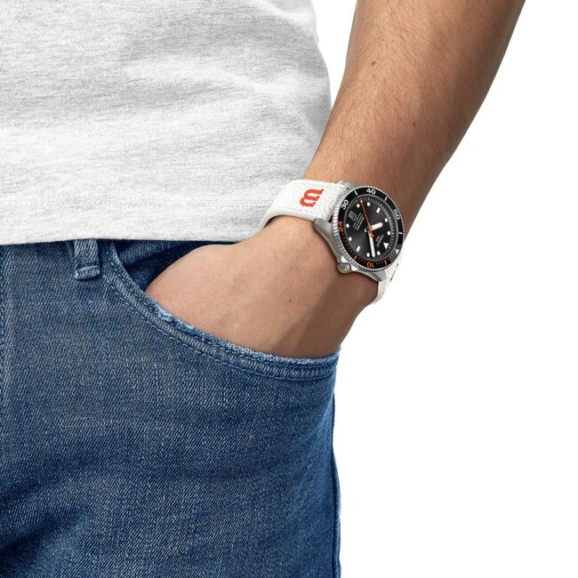 Tissot Seastar Wilson WNBA 40mm