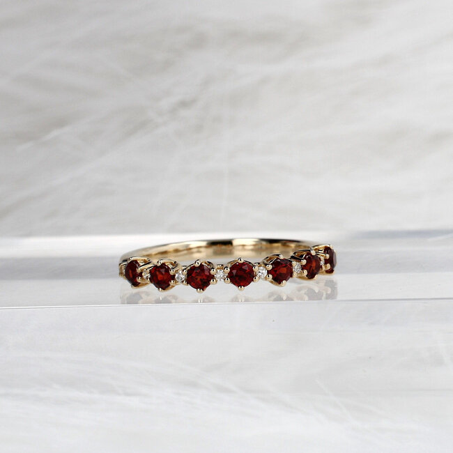 Garnet & Round Brilliant Cut Diamond Band in 10K Yellow Gold