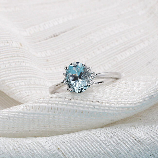 Aquamarine & Diamond Ring