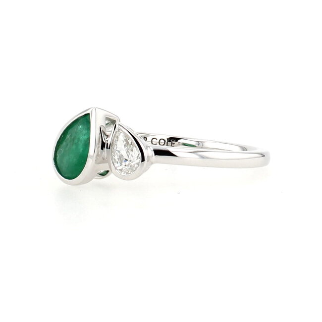 Emerald & Diamond Toi-Et-Moi Ring
