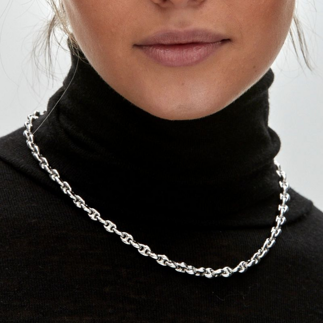 Miss Mimi Small Flat Coffee Bean Necklace