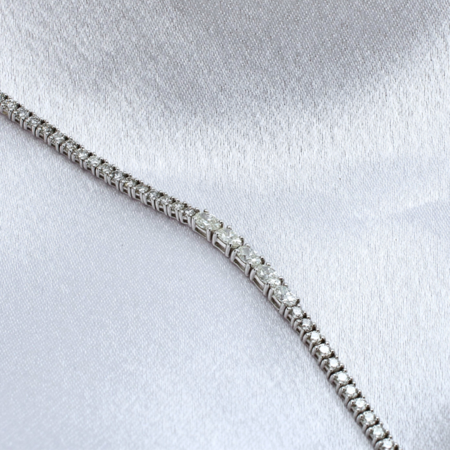 Oval & Round Brilliant Cut Diamond Tennis Bracelet in 18K White Gold