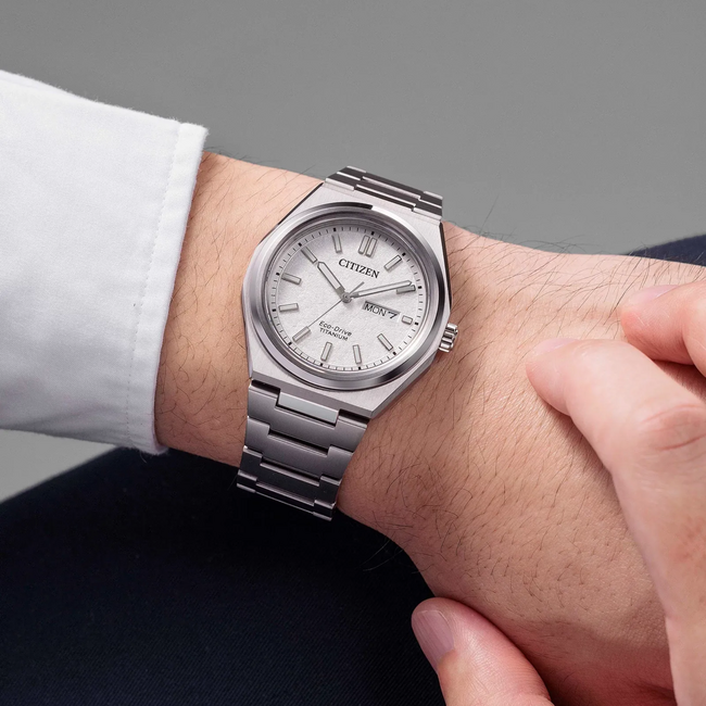 Citizen Zenshin Three-Hand Super Titanium Eco-Drive 39.5mm Watch