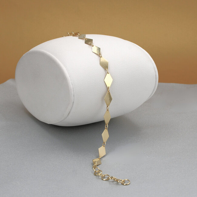 Kite Disc Station Bracelet in 10K Yellow Gold