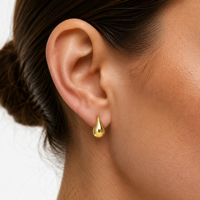 Teardrop Stud Earrings in 10K Yellow Gold