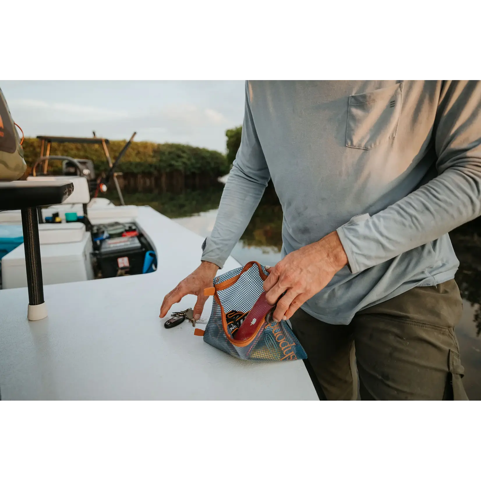 Fishpond Fishpond Sandbar Travel Pouch