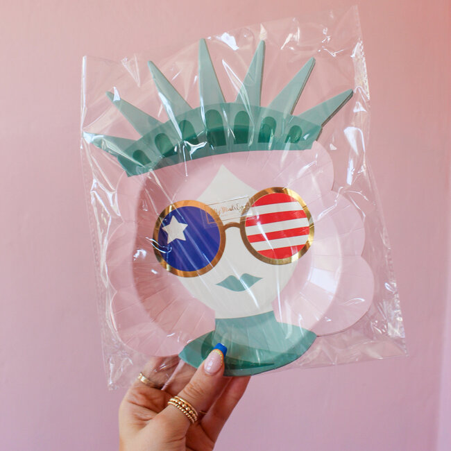 Lady Liberty Sunnies Plate