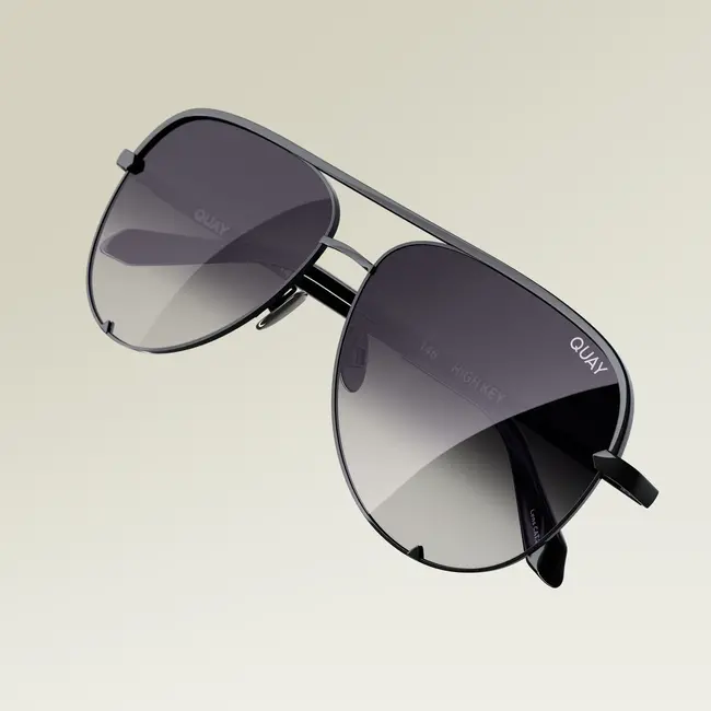 High Key in Black & Smoke Polarized - Quay