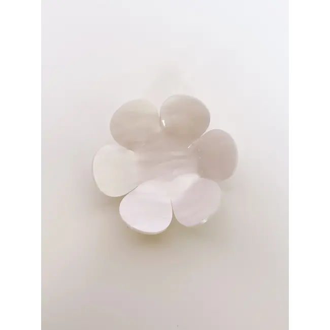 White Marble Daisy Dish