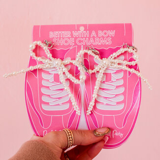 Packed Party Better with a Bow Shoe Clip Set
