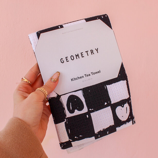 Checkered Hearts Geometry Towel