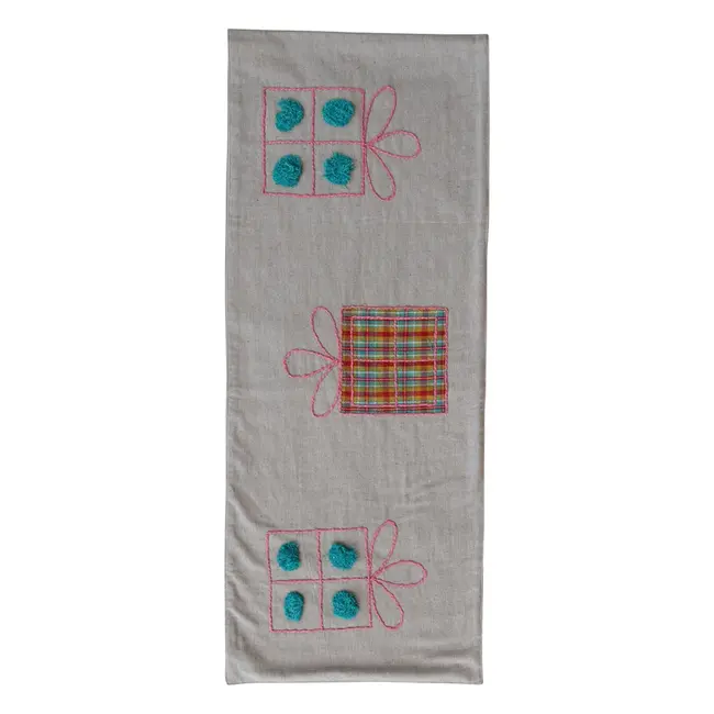 Appliqued Woven Cotton Table Runner with Gifts