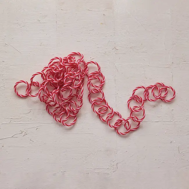 Candy Cane Link Garland