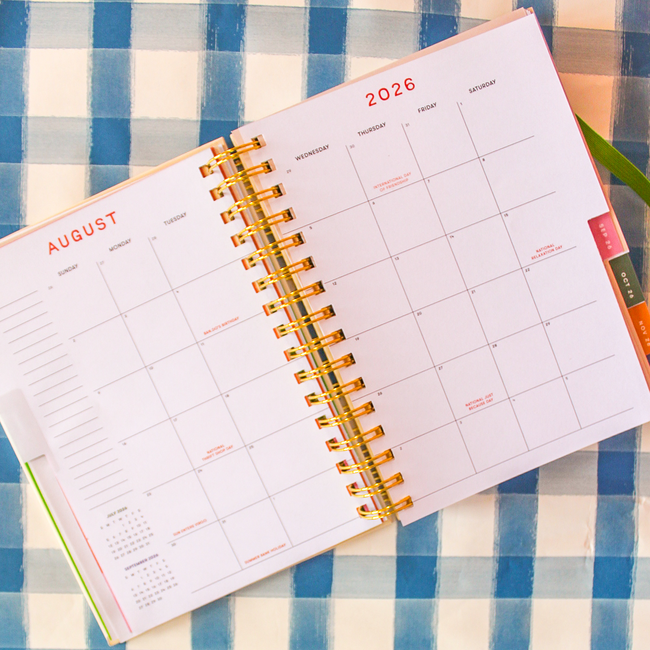 Icons Medium 17-Month Academic Planner