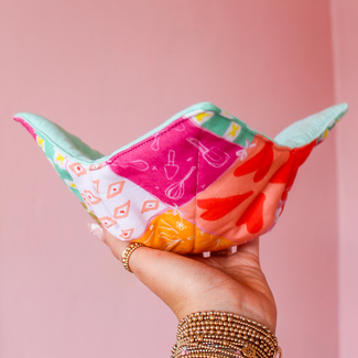 doe a deer Comfort Quilt Bowl Bestie
