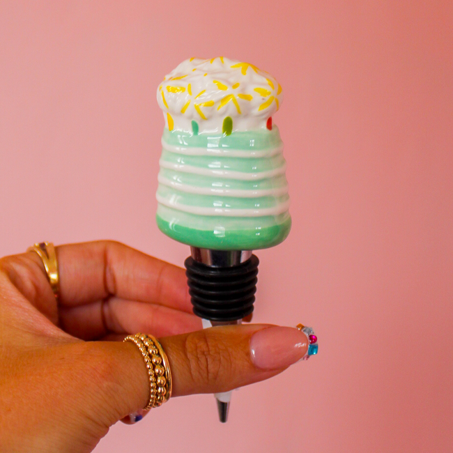Sparkle Cake Bottle Stopper