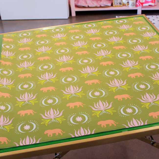 Moon Tiger Double-Sided Mahjong Mat
